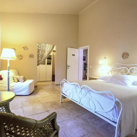 Jasmine Villa Skaloma